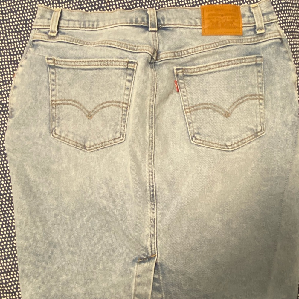 Levi’s denim pencil skirt